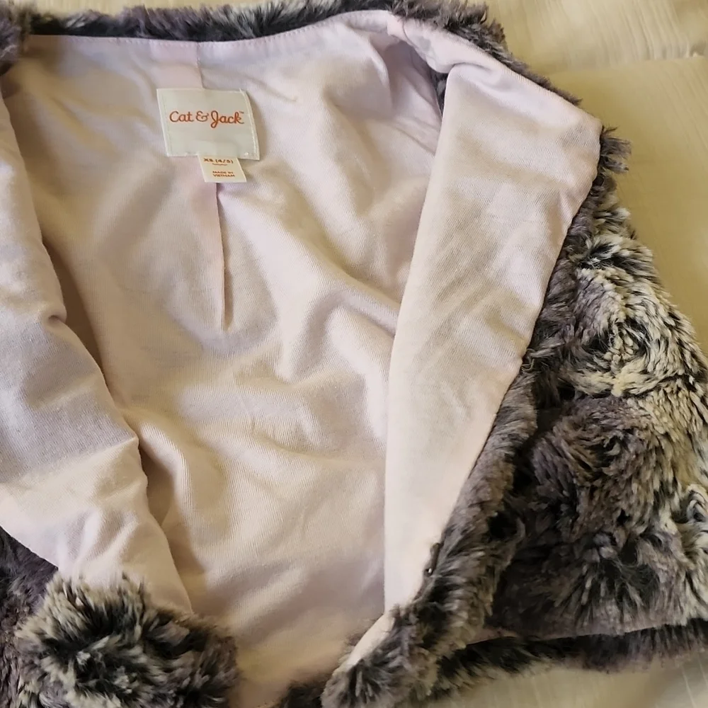 Cat & Jack Faux Fur Vest Grey Size XS